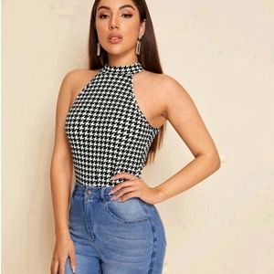 SHEIN | Houndstooth Plaid Halter Sleeveless Black & White Top Size Medium